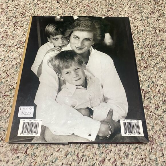 Tribute to Princess Diana Hardcover Book - Picture 4 of 9